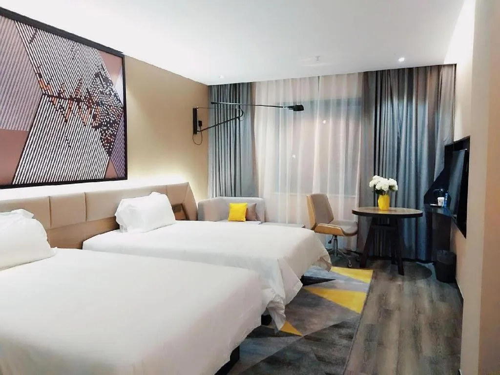 Bed in IU Hotels·Nanning Zoo Metro Station RT-Mart