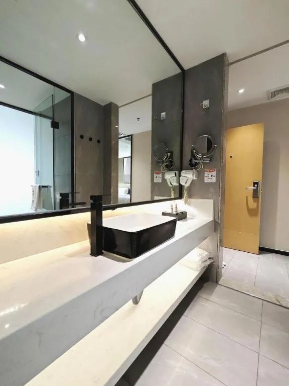 Bed in IU Hotels·Nanning Zoo Metro Station RT-Mart