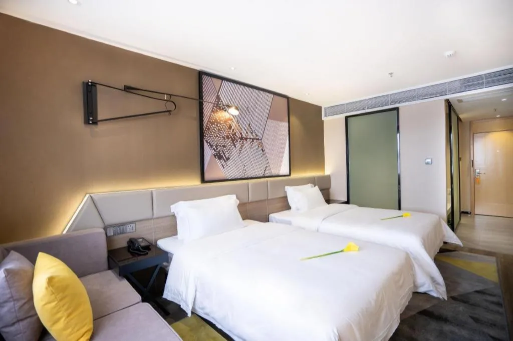Bed in IU Hotels·Nanning Zoo Metro Station RT-Mart