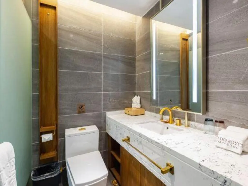 James Joyce Coffetel·Shanghai Zhuanqiao Wanda Plaza