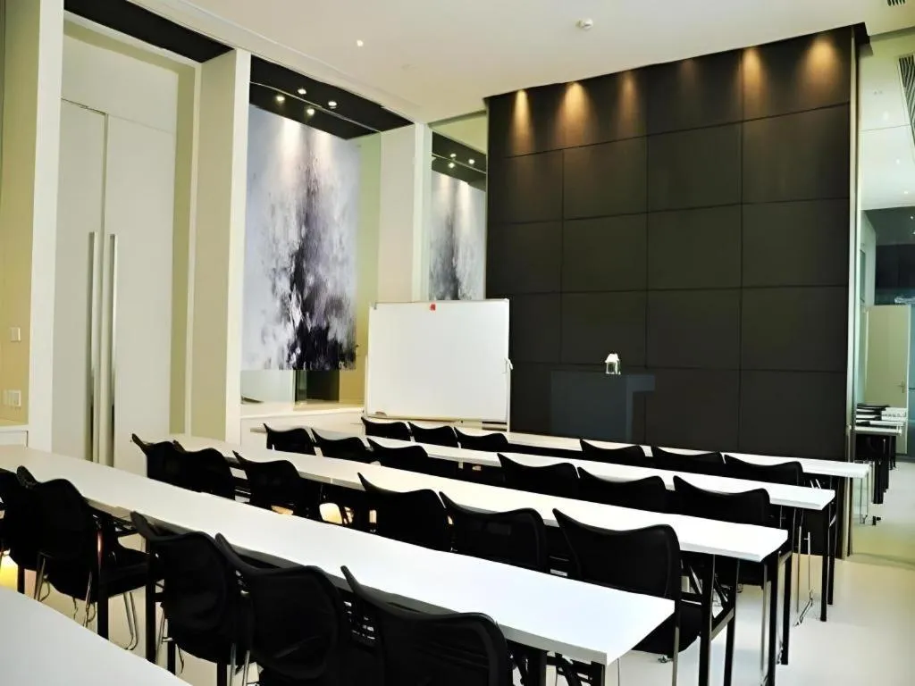 Jinjiang Inn Select Xuzhou Suning Plaza Jinguang East Road