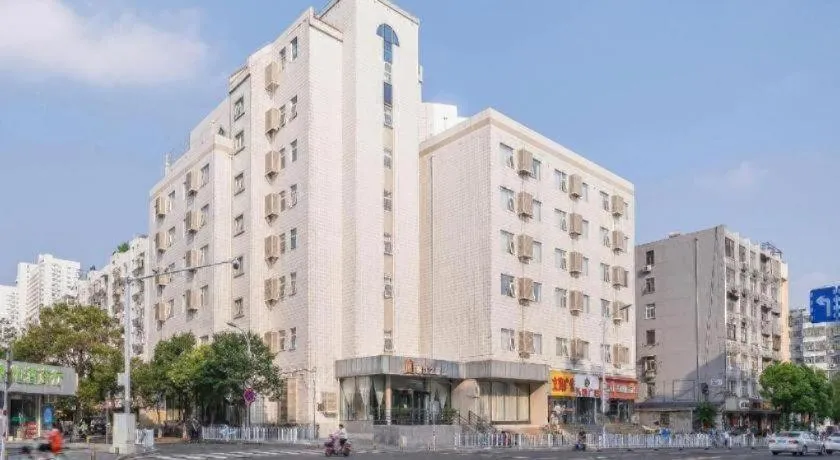 Jinjiang Inn Select Xuzhou Suning Plaza Jinguang East Road