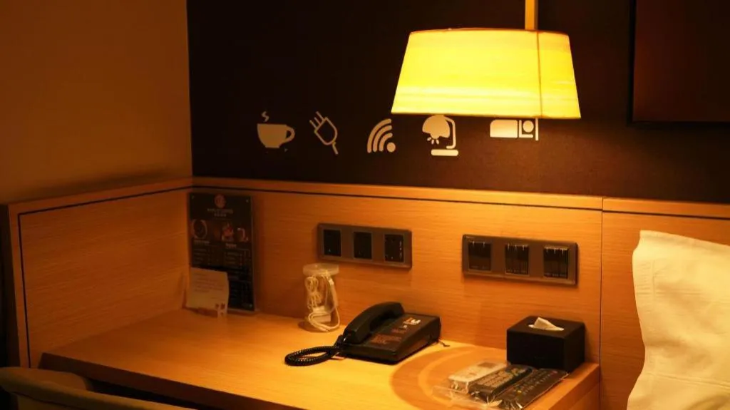 IU Hotels Xinzhou Bus Terminal