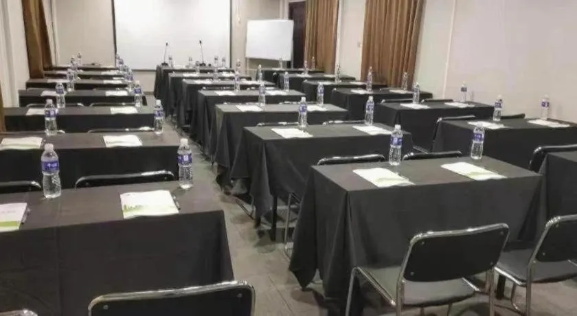 Jinjiang Inn Select Xixian New Distict Century Avenue