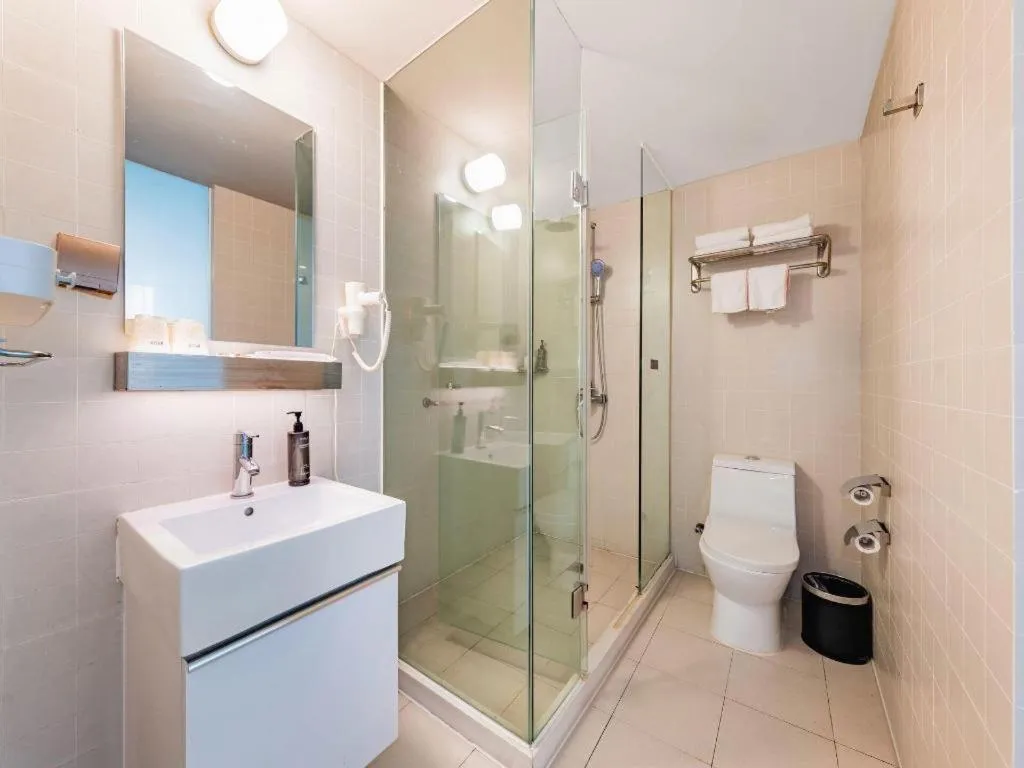 Jinjiang Inn Select Hohhot Chengjisihan Square Metro Station