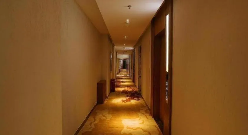 James Joyce Coffetel·Shenyang North Railway Station Shifu Square