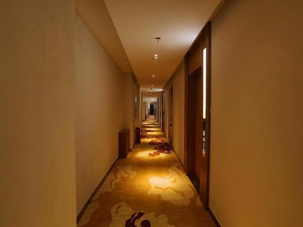 James Joyce Coffetel·Shenyang North Railway Station Shifu Square