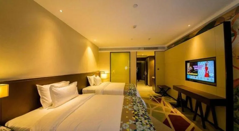 Bed in ZMAX Hotel Guangzhou Luogang Science City Shenzhou Road Metro Station