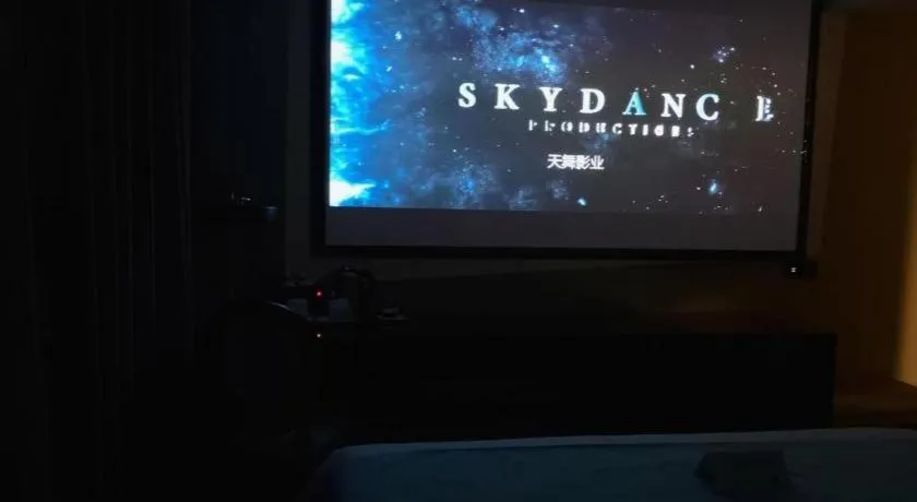 Xana Hotelle·Nanchang Bayi Square Metro Station