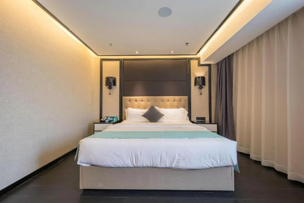 Bed in Xana Hotelle·Nanchang Bayi Square Metro Station