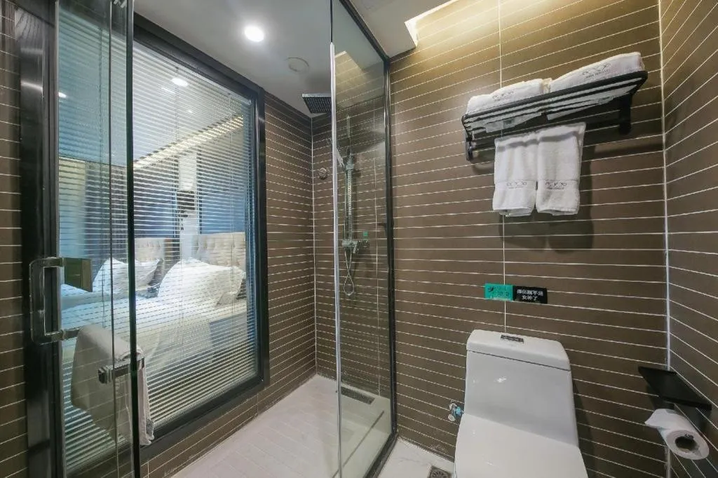 Xana Hotelle·Nanchang Bayi Square Metro Station