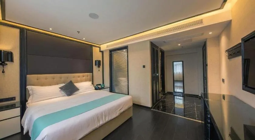 Bed in Xana Hotelle·Nanchang Bayi Square Metro Station