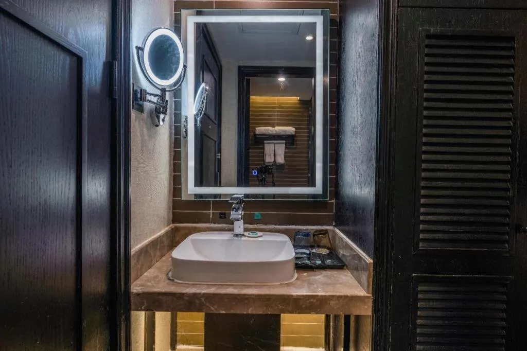 Xana Hotelle·Nanchang Bayi Square Metro Station