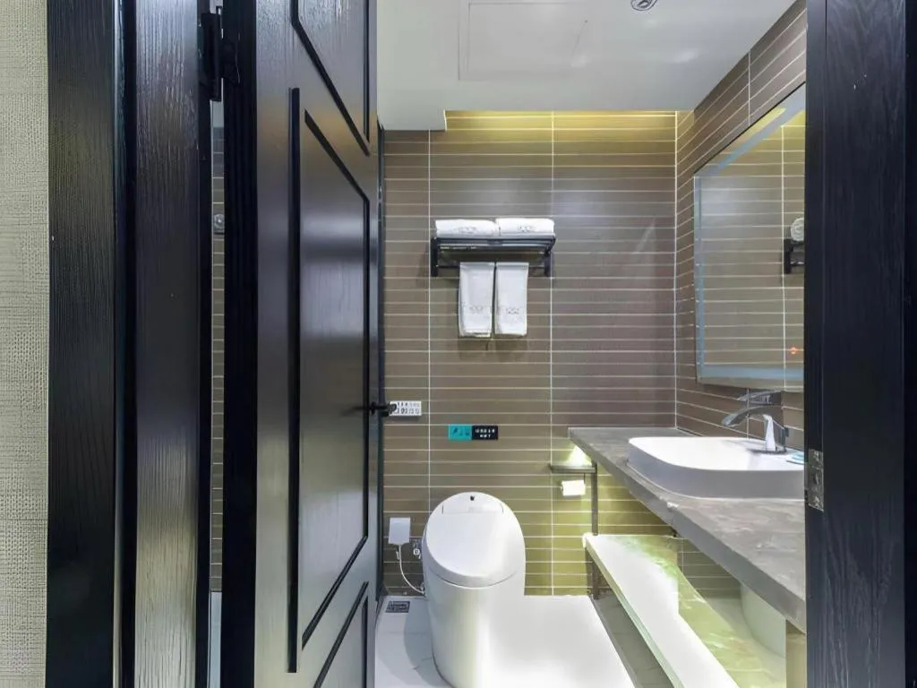 Xana Hotelle·Nanchang Bayi Square Metro Station