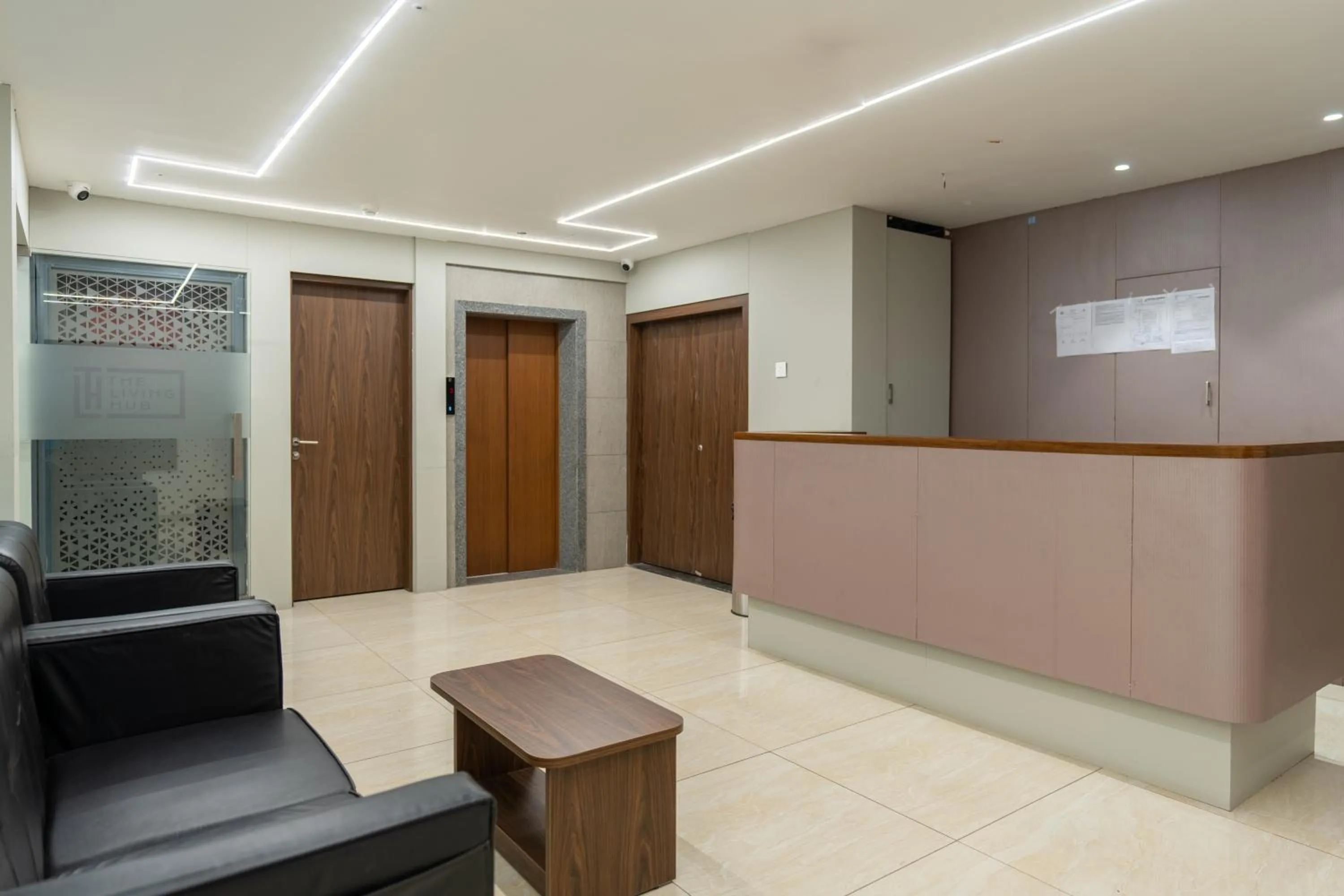Lobby or reception in The Living Hub Business Hotel, Kolhapur