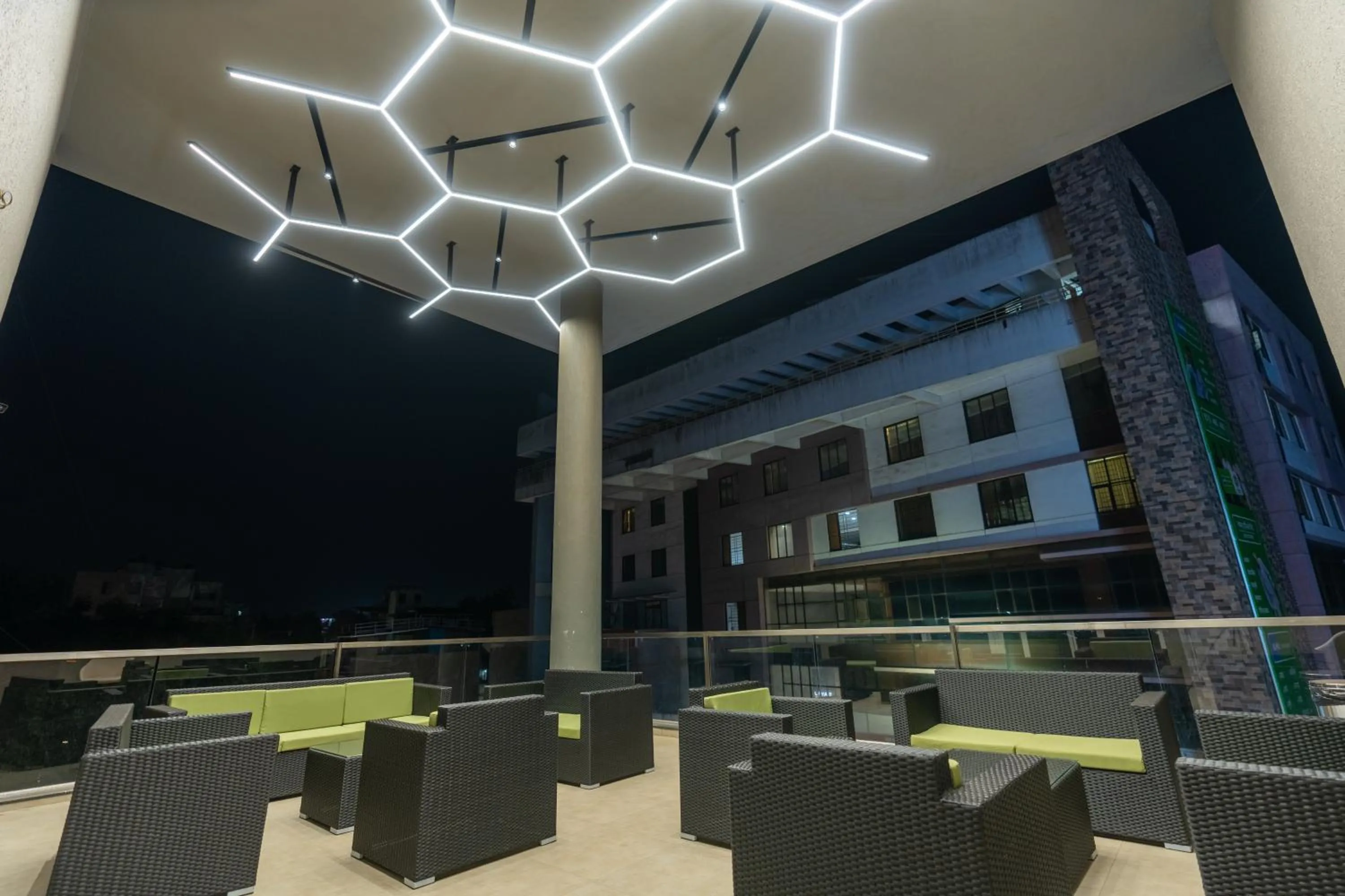 Seating area in The Living Hub Business Hotel, Kolhapur