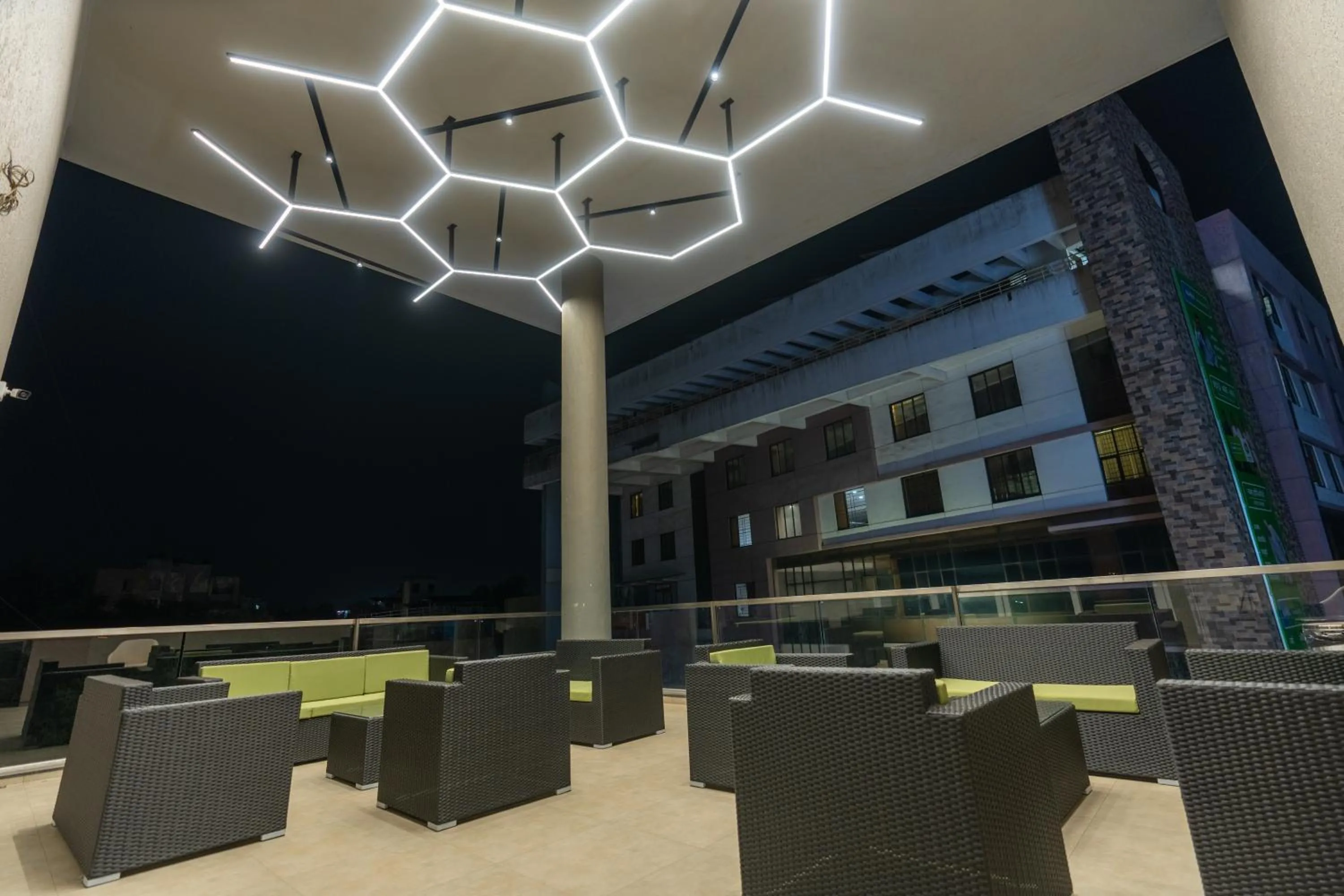 Seating area in The Living Hub Business Hotel, Kolhapur