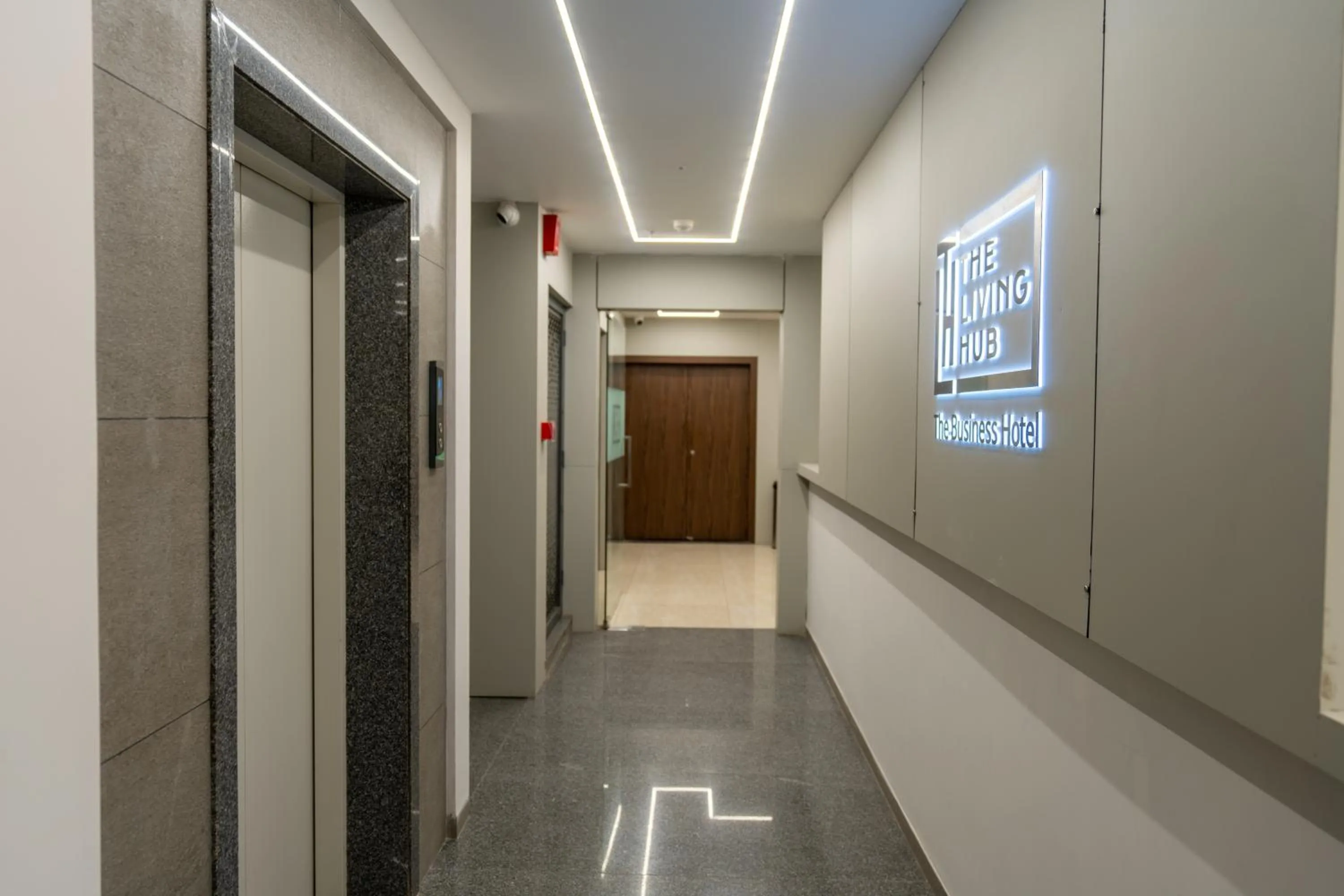 elevator in The Living Hub Business Hotel, Kolhapur