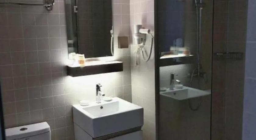 Jinjiang Inn Select Xuzhou High-speed Railway Station Kunpeng Road