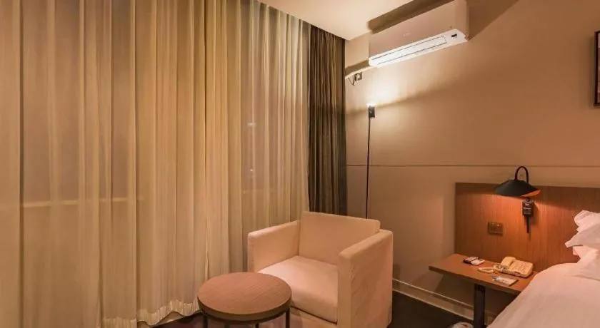 Bed in Jinjiang Inn Select Xuzhou High-speed Railway Station Kunpeng Road