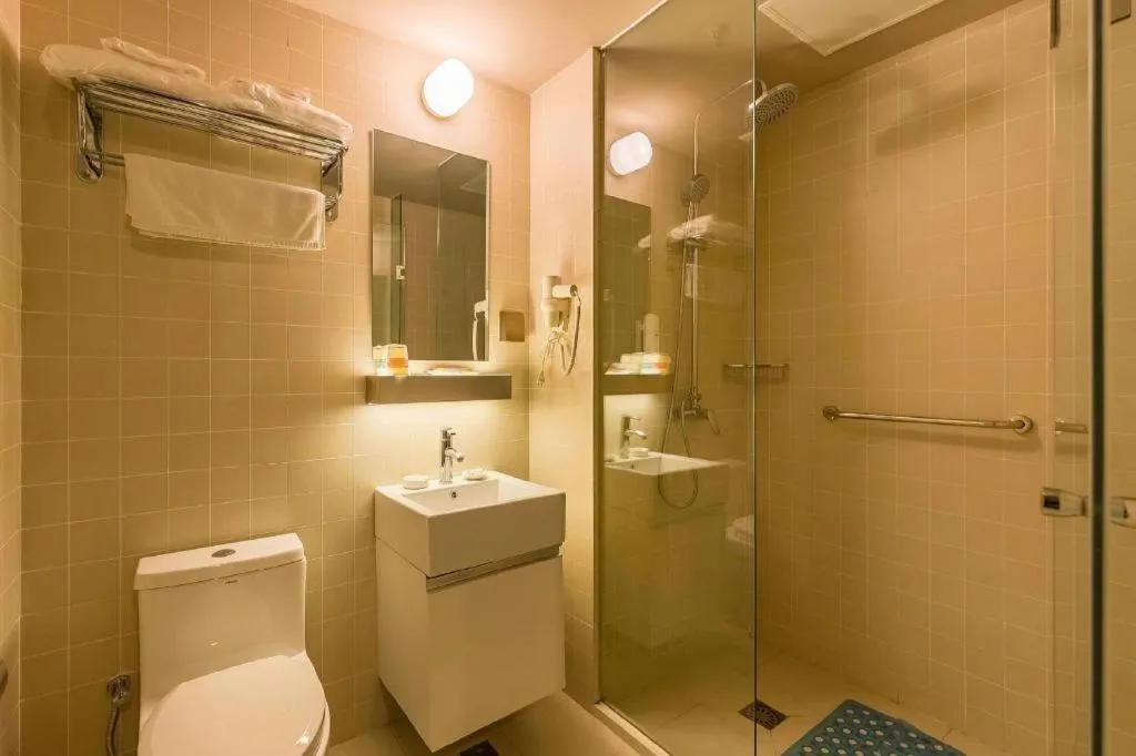 Jinjiang Inn Select Xuzhou High-speed Railway Station Kunpeng Road