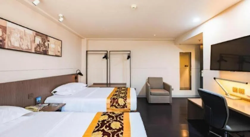 Bed in Jinjiang Inn Select Changchun Yuanda Street