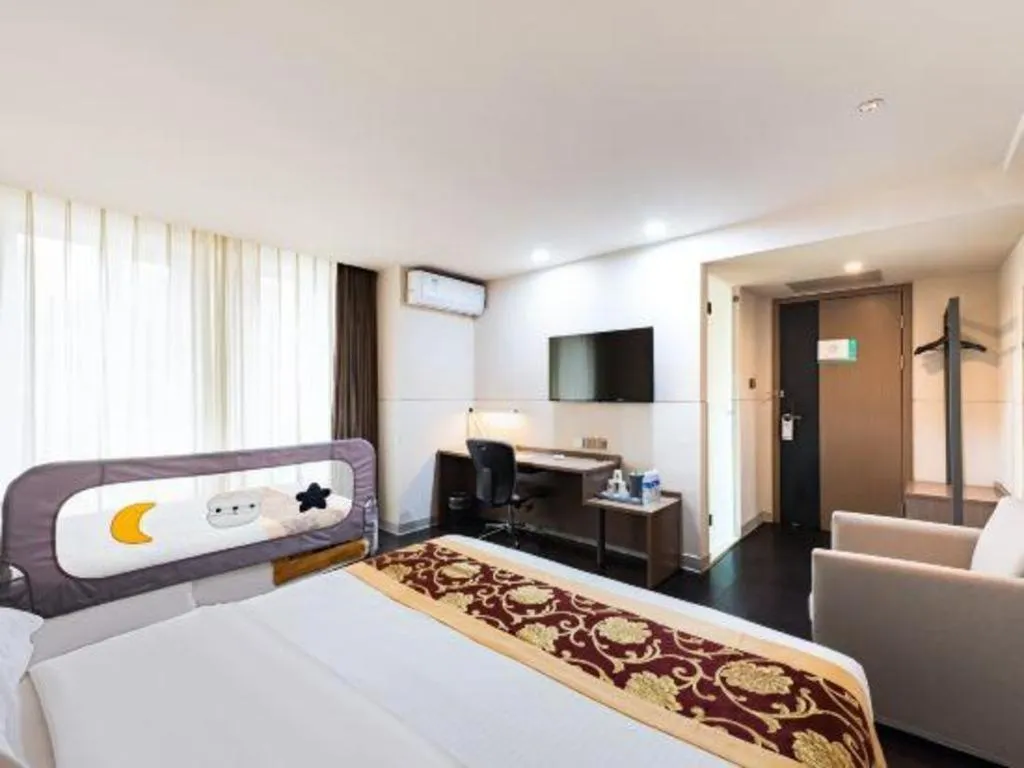 Bed in Jinjiang Inn Select Changchun Yuanda Street