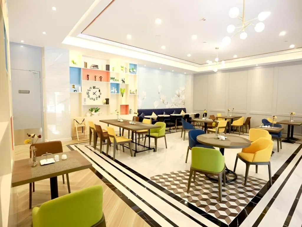 Magnotel Hotel Qionghai Wanquanhe Aihua Road