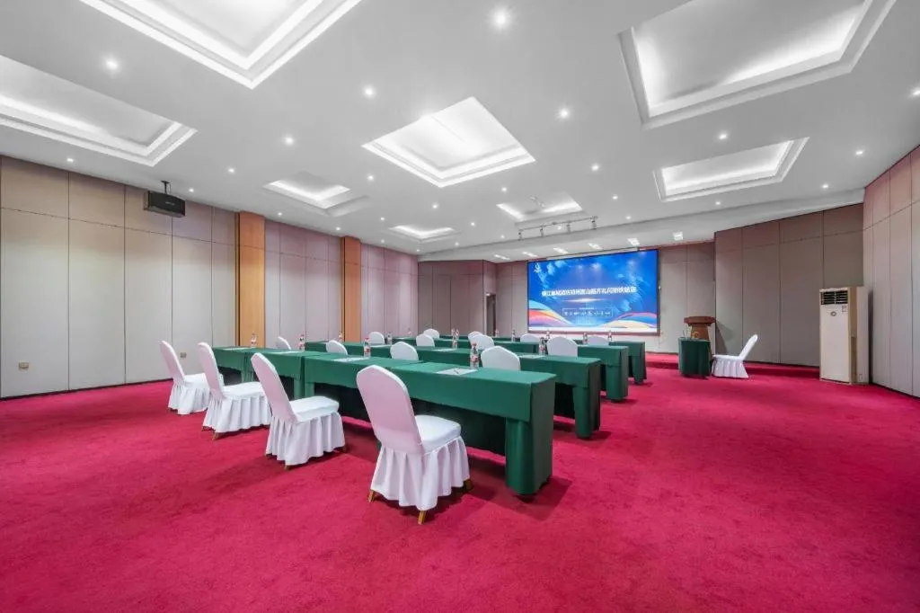 Jinjiang Metropolo Zhengzhou Songshan Road