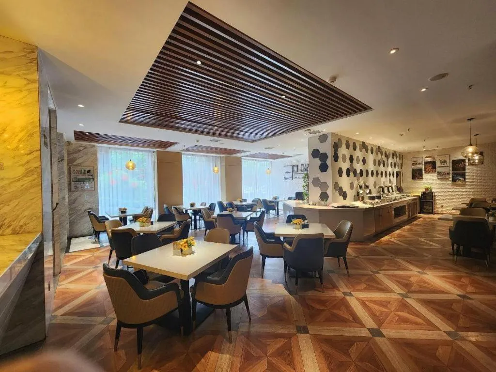 Jinjiang Metropolo Zhengzhou Songshan Road