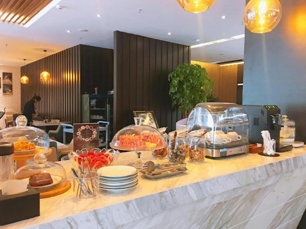 Jinjiang Metropolo Zhengzhou Songshan Road