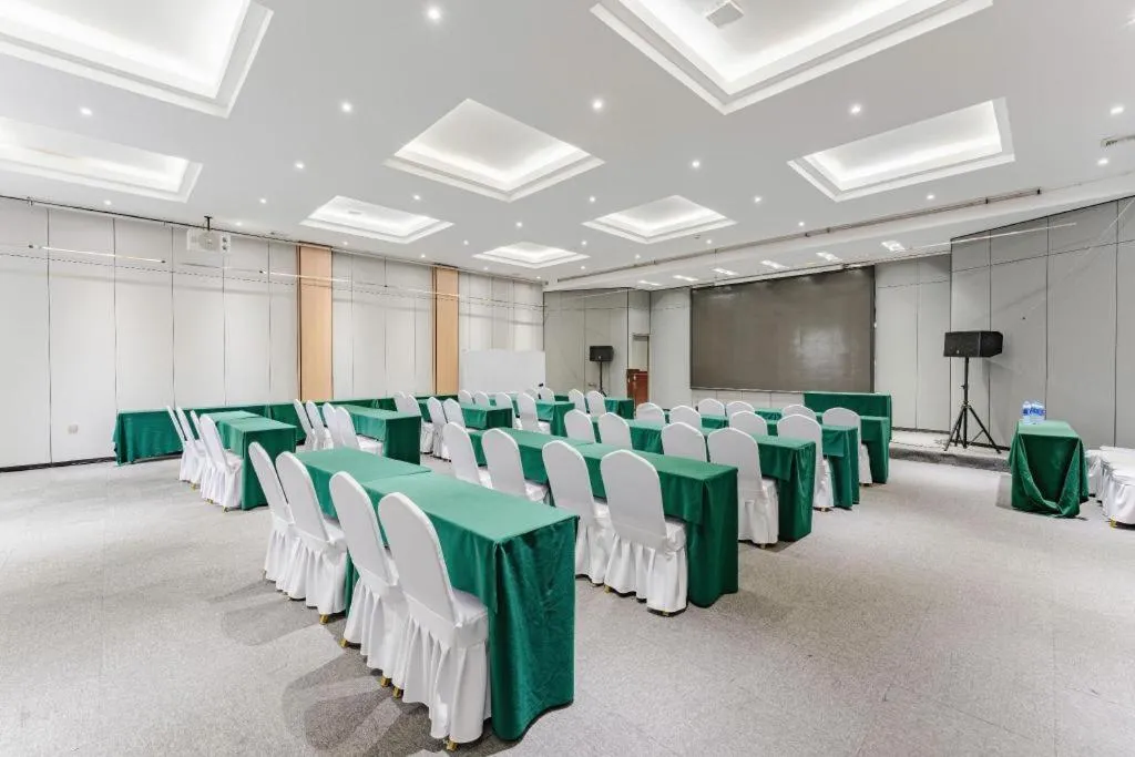 Jinjiang Metropolo Zhengzhou Songshan Road