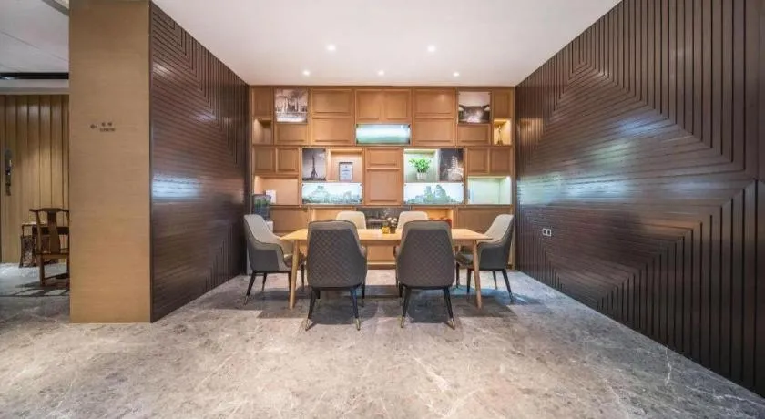 Jinjiang Metropolo Zhengzhou Songshan Road