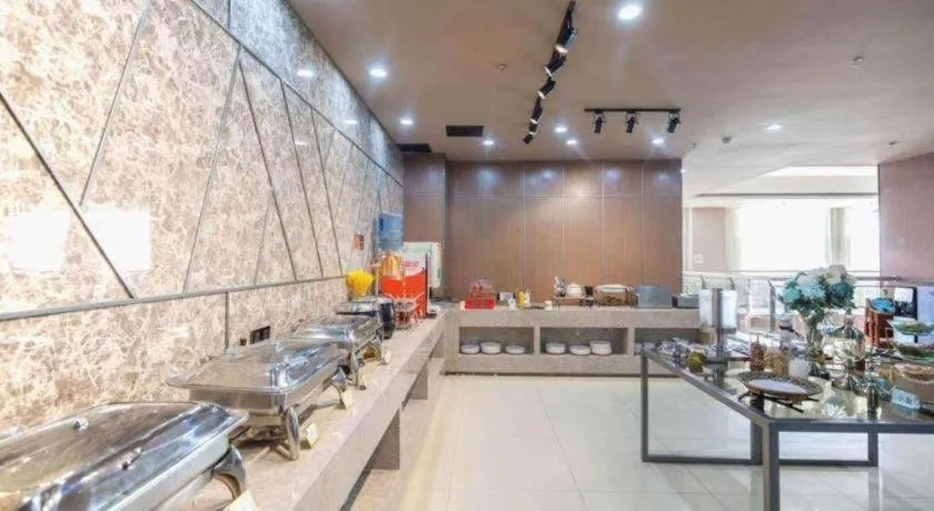 James Joyce Coffetel·Changchun Railway Station