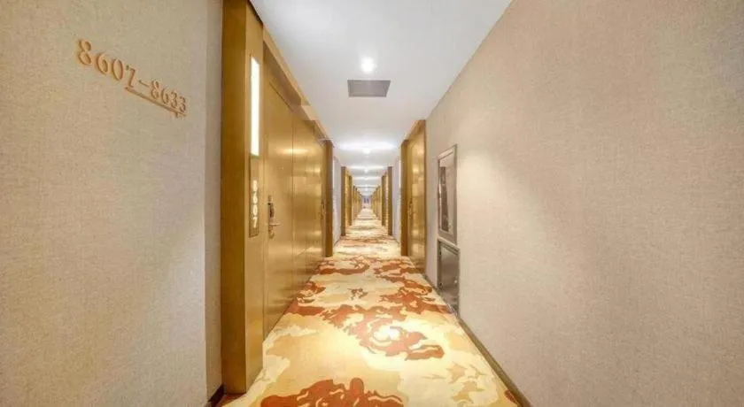 James Joyce Coffetel·Changchun Railway Station