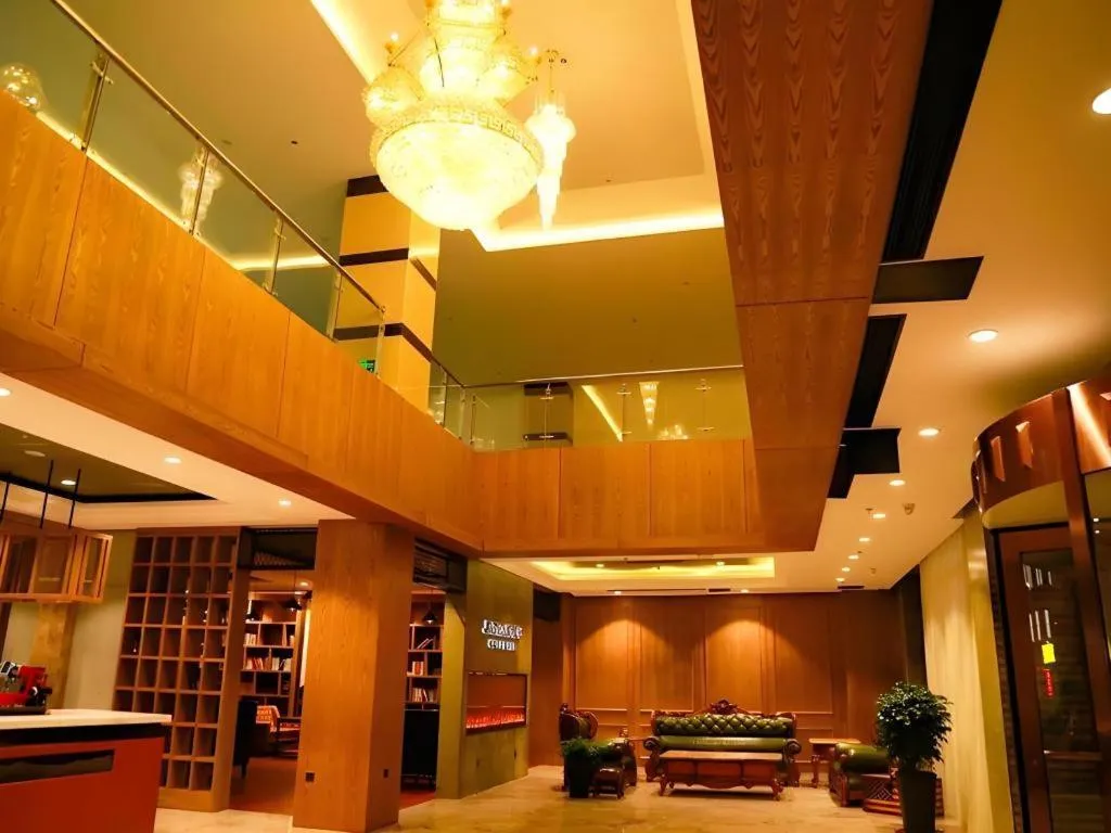 James Joyce Coffetel·Changchun Railway Station