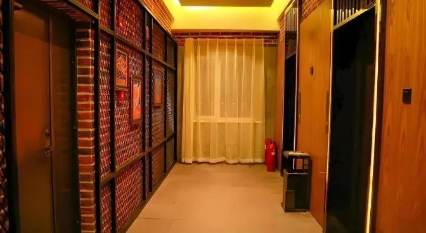 James Joyce Coffetel·Changchun Railway Station