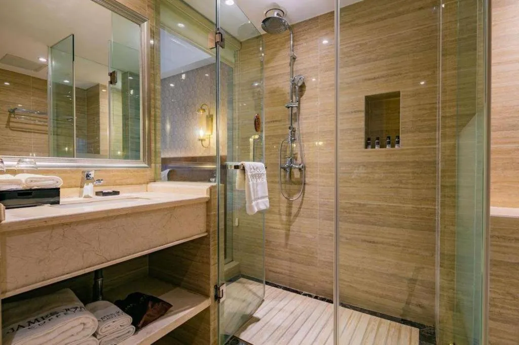 James Joyce Coffetel Chengdu Century City Convention and Exhibition Center