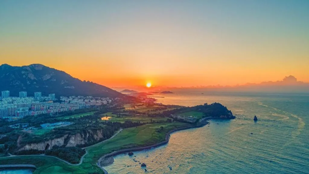 7 Days Premium Qingdao World of Ocean Qingdao University