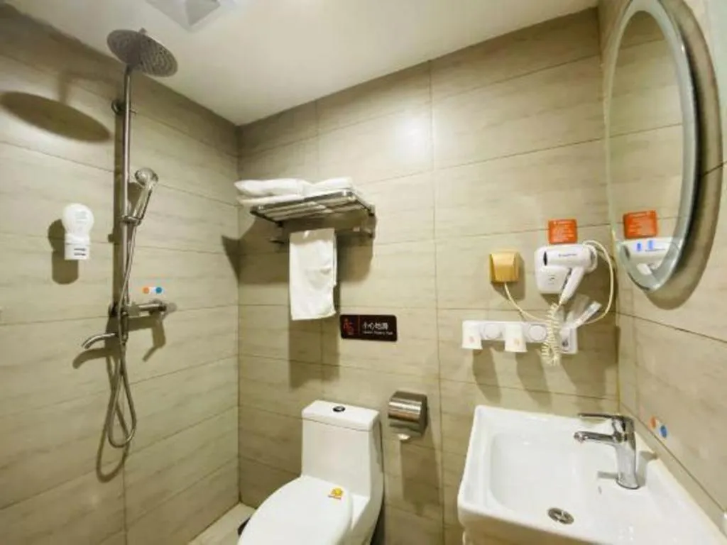 7 Days Premium Qingdao World of Ocean Qingdao University