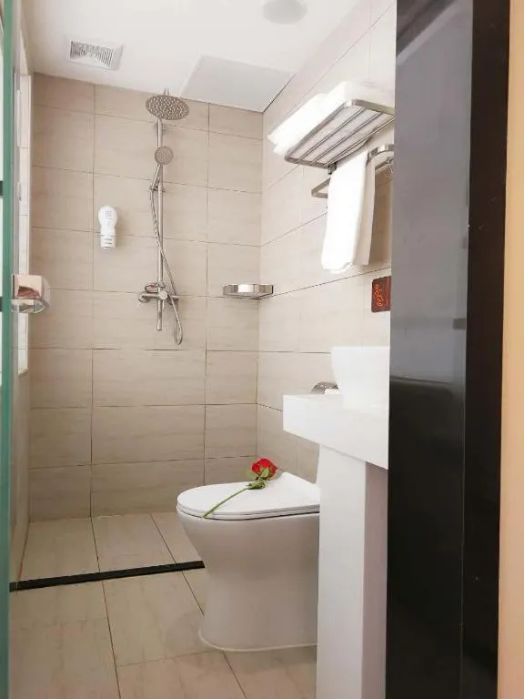 7 Days Premium Qingdao World of Ocean Qingdao University