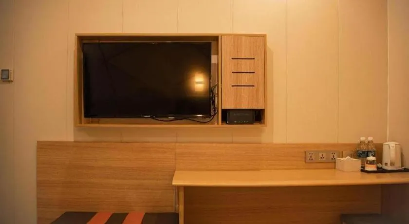 7 Days Premium Qingdao World of Ocean Qingdao University