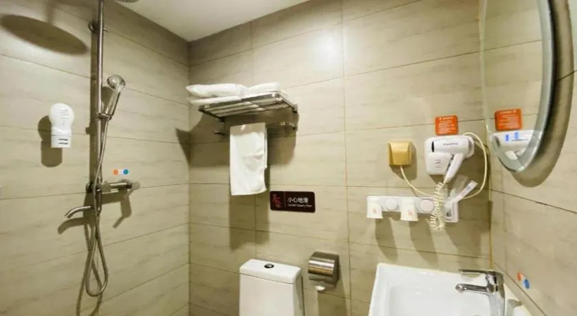 7 Days Premium Qingdao World of Ocean Qingdao University