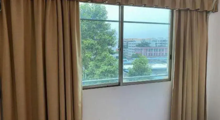 PAI Hotel Guangzhou Baiyun International Airport Zhongluotan Zhuliao Metro Station PAI Hotel Guangzhou Baiyun International Airport Zhongluotan Zhuliao Metro Station