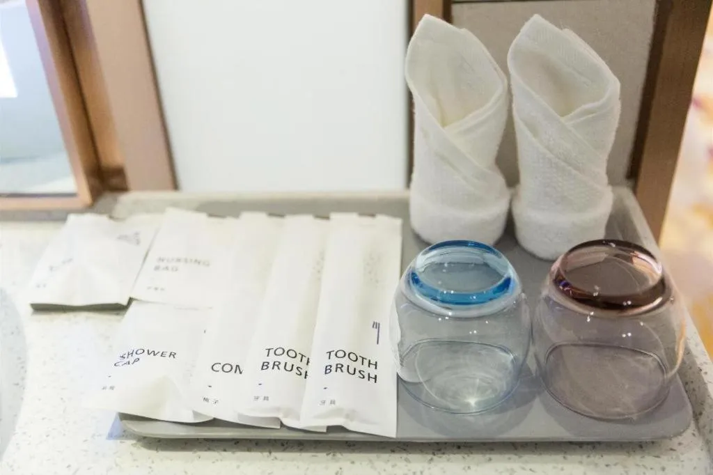 Lavande Hotel Qianjiang Lobster Market