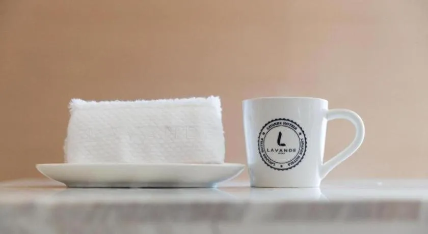 Lavande Hotel Qianjiang Lobster Market