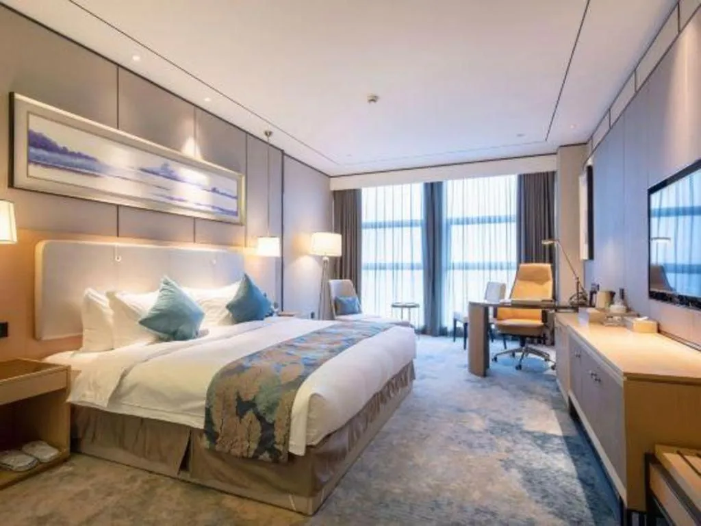 Bed in Lakehome Hotel Konggang