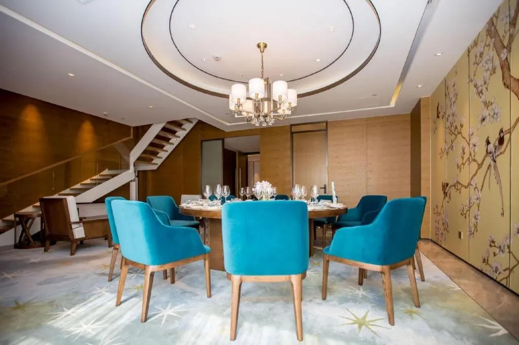 Lakehome Hotel Konggang