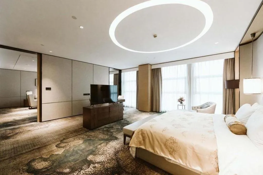 Bed in Lakehome Hotel Konggang