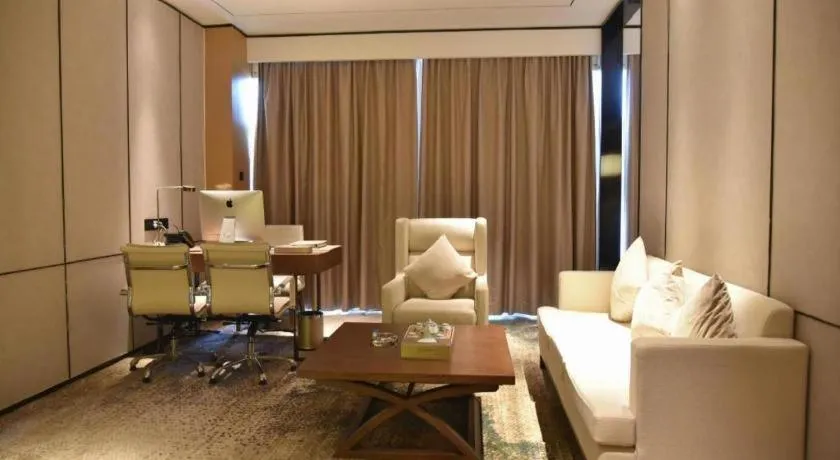 Lakehome Hotel Konggang